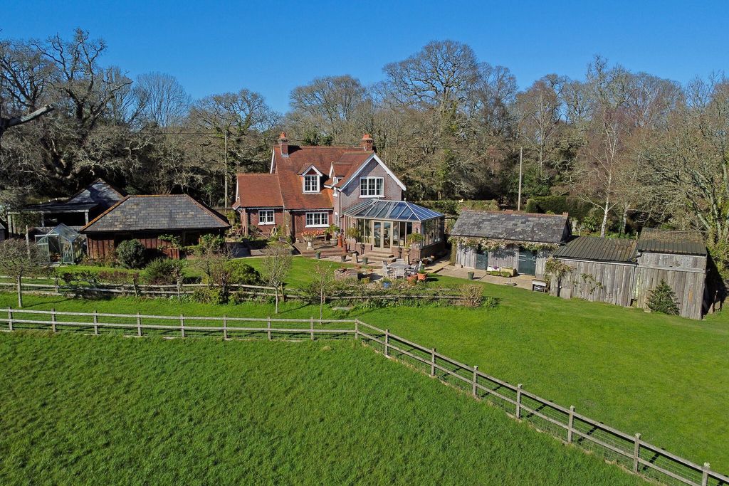 Property photo 1 of 19