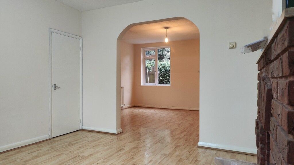 Property photo 2 of 10 108 Lettings