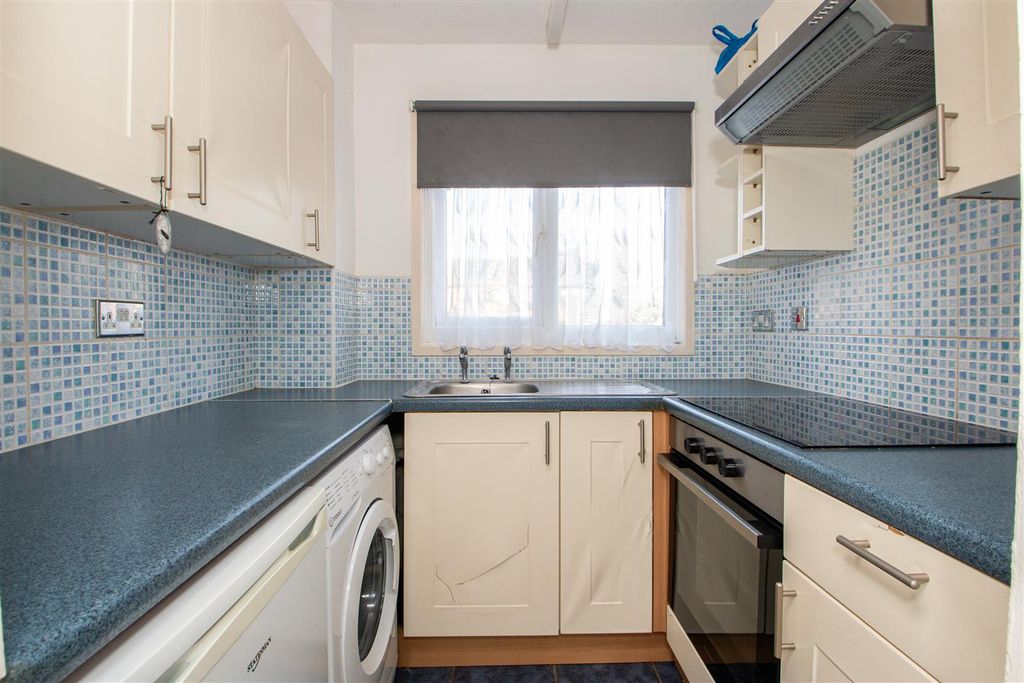 Property photo 2 of 8 10Med_4.Jpg