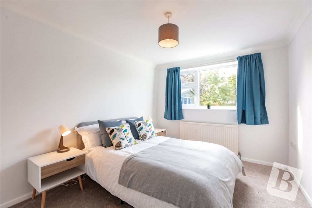 Property photo 1 of 14 Bedroom One