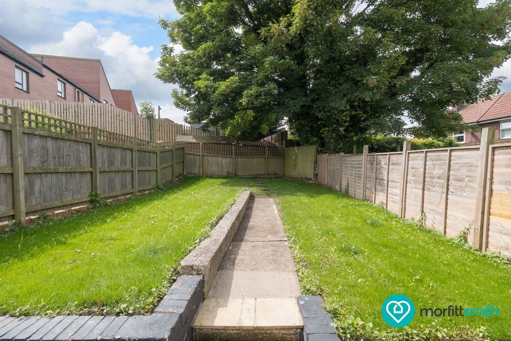 Property photo 2 of 18