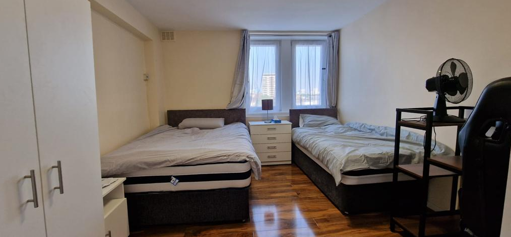 Property photo 3 of 5