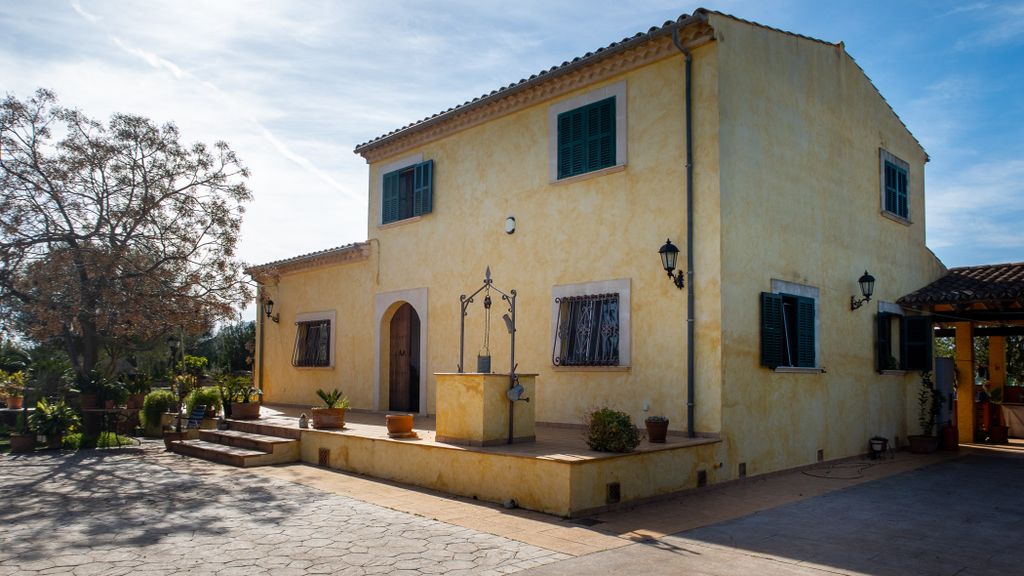 Property photo 2 of 31 1-Min.Jpg