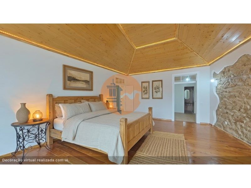 Property photo 2 of 47