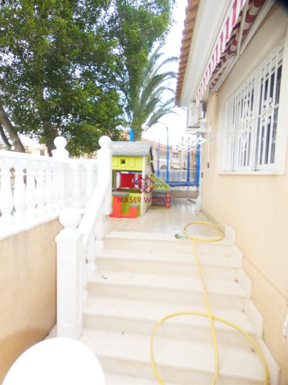 Property photo 3 of 43