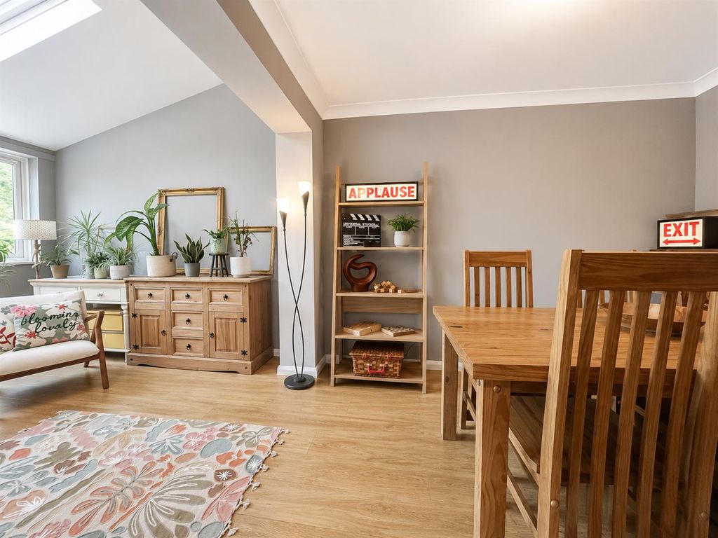 Property photo 2 of 20 d507173B-8724-47B2-8d66-2Bab70F63d2E.Png