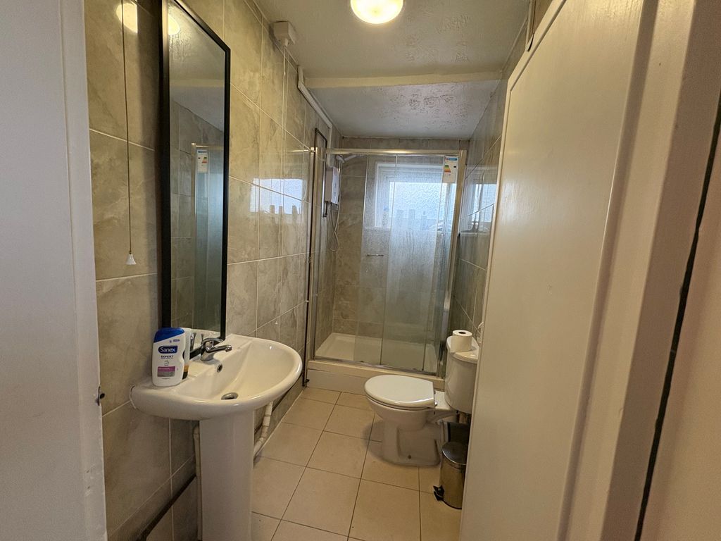 Property photo 3 of 7 Img_1395