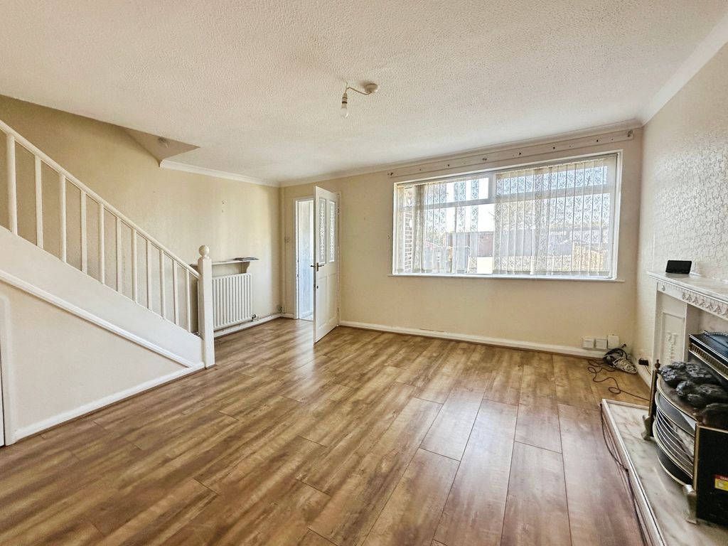 Property photo 2 of 11 Photo 4