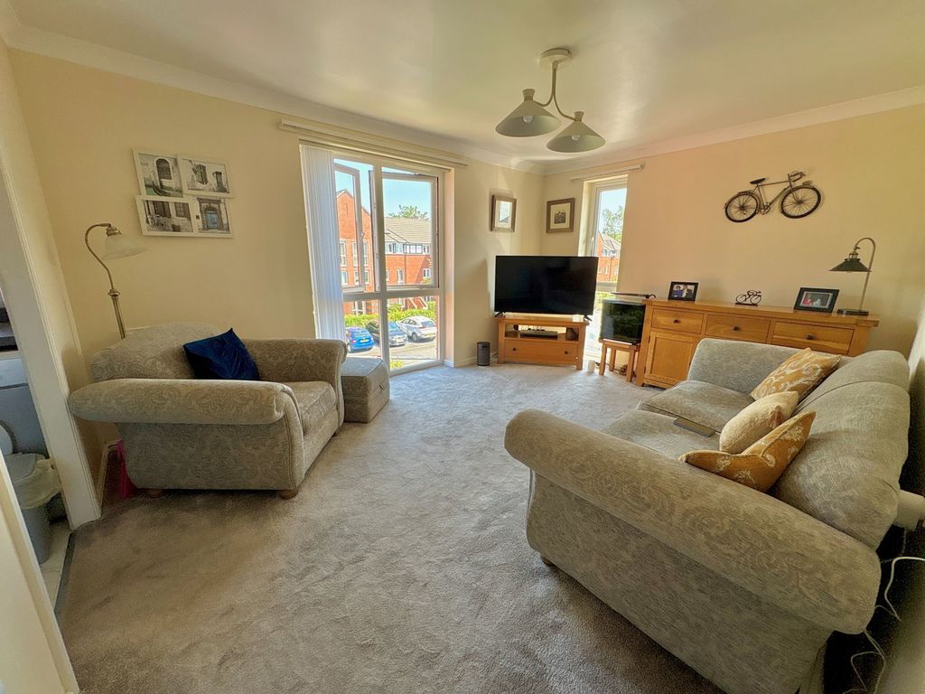 Property photo 2 of 19