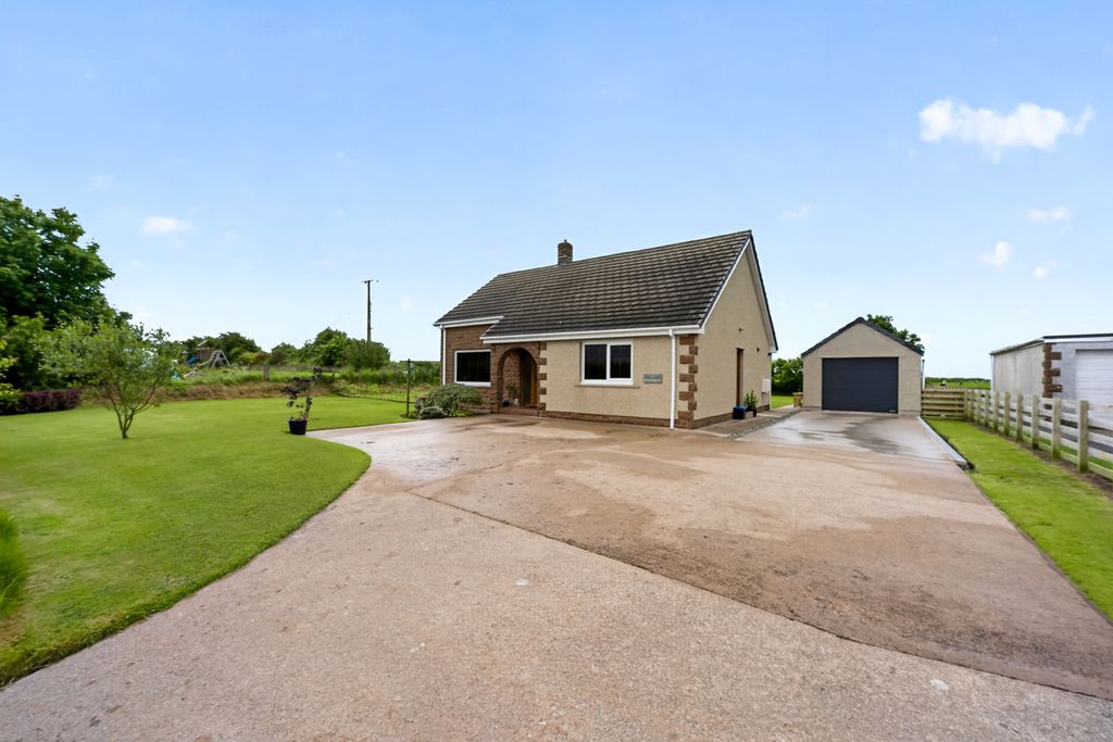 Property photo 1 of 15 Outside