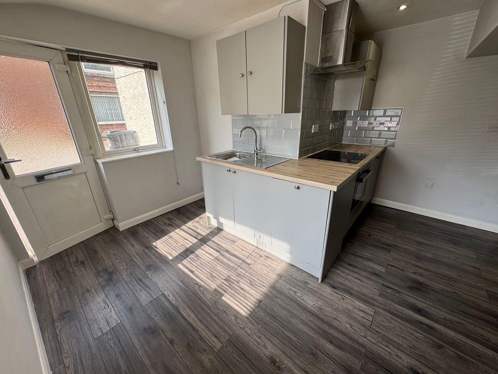 Property photo 3 of 6 Img_1769