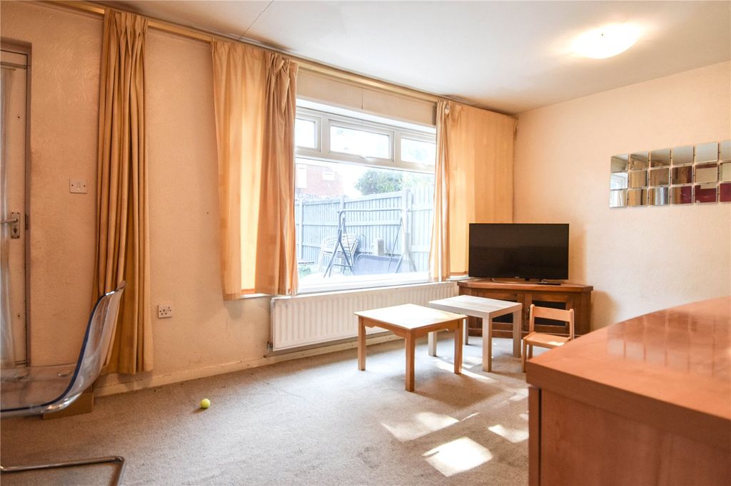 Property photo 3 of 10 Picture No. 07
