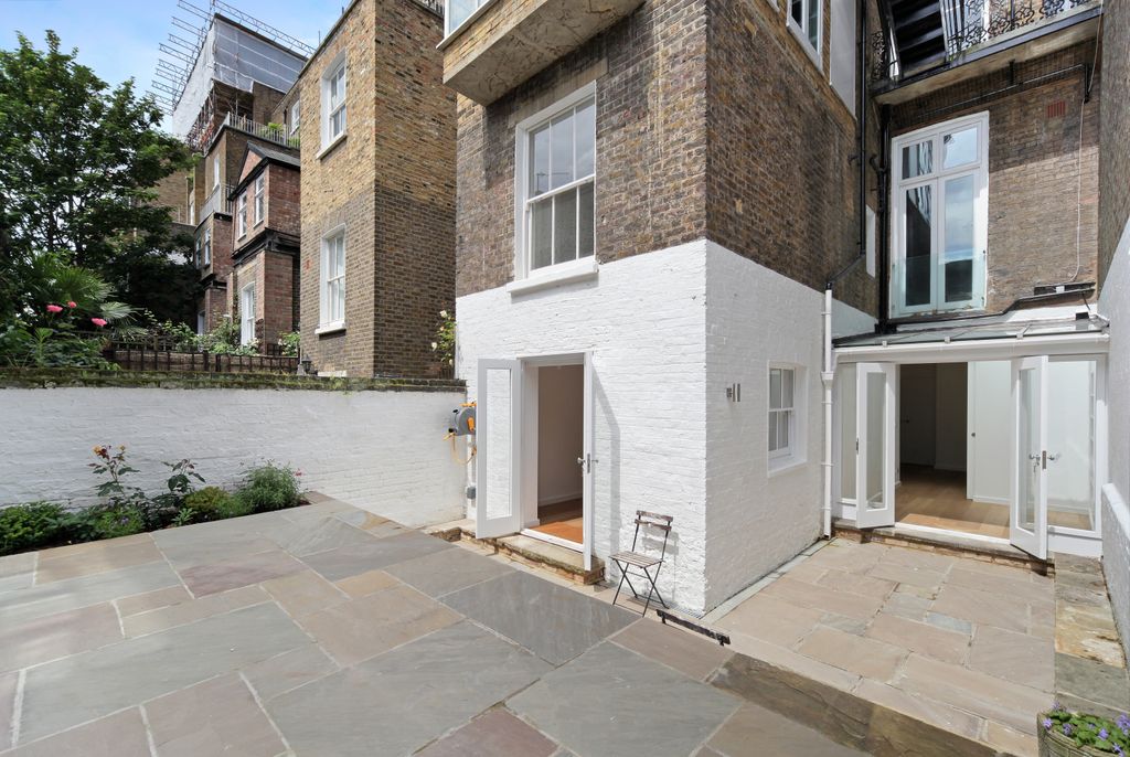 Property photo 1 of 8 Picture No. 05
