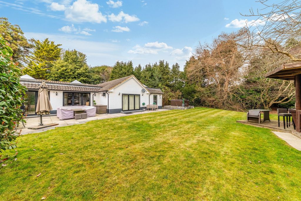Additional image 12 of 5 bed detached house for saleStation Road, Lingfield RH7