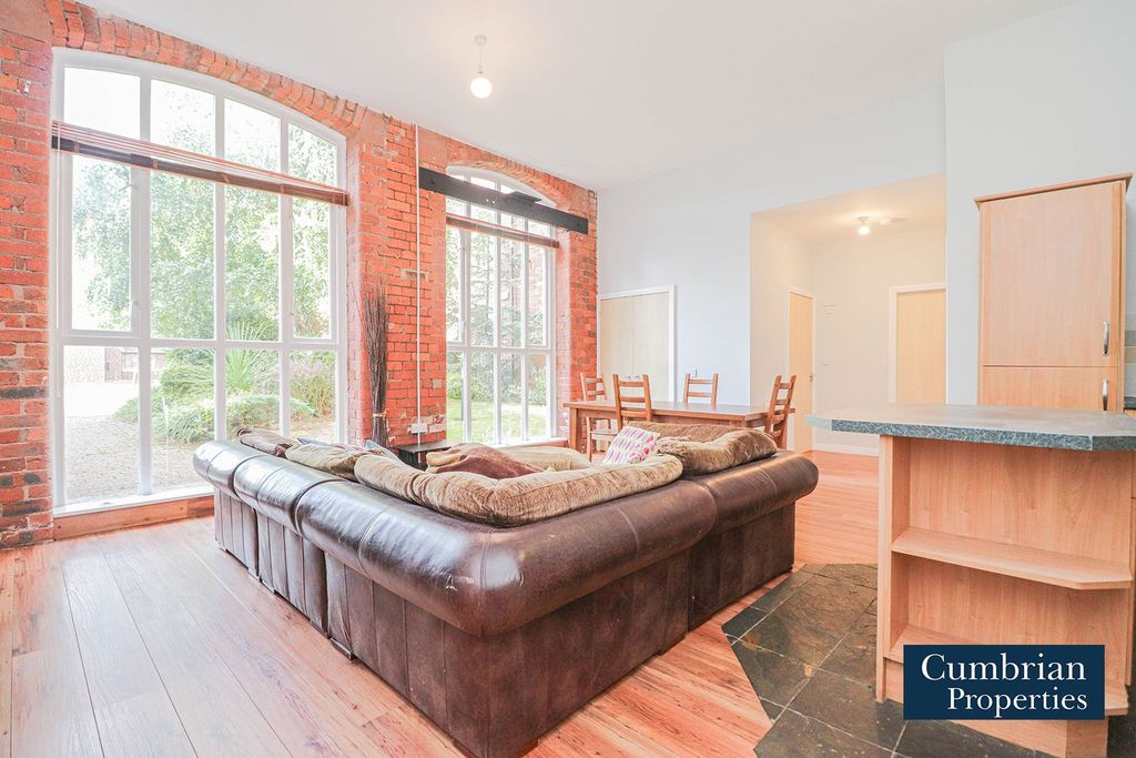 Property photo 2 of 11 Open Plan Dining Lounge/Kitchen
