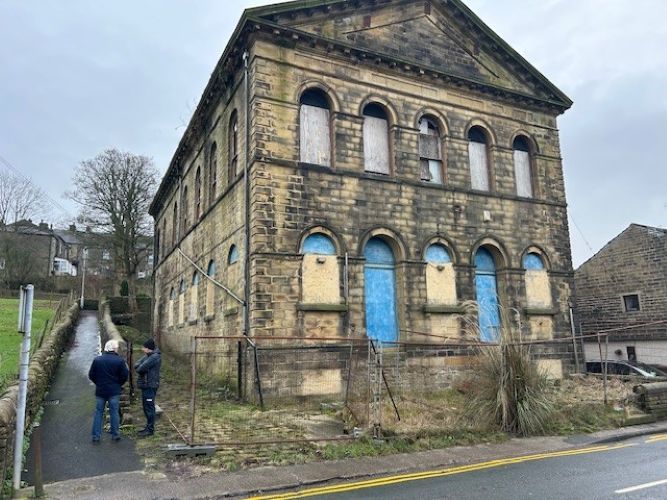 Property photo 3 of 12