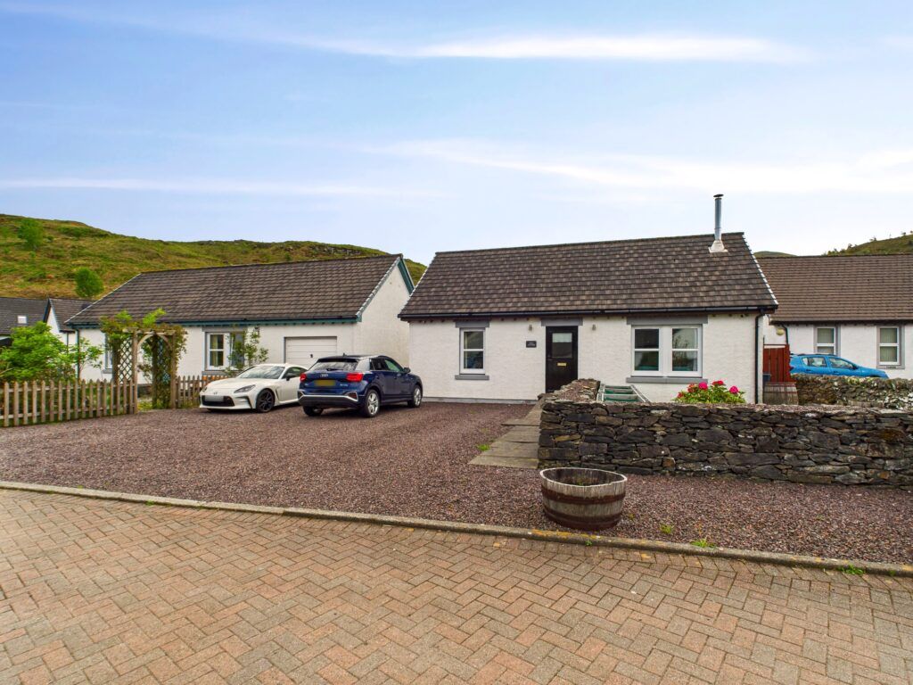 Property photo 1 of 22