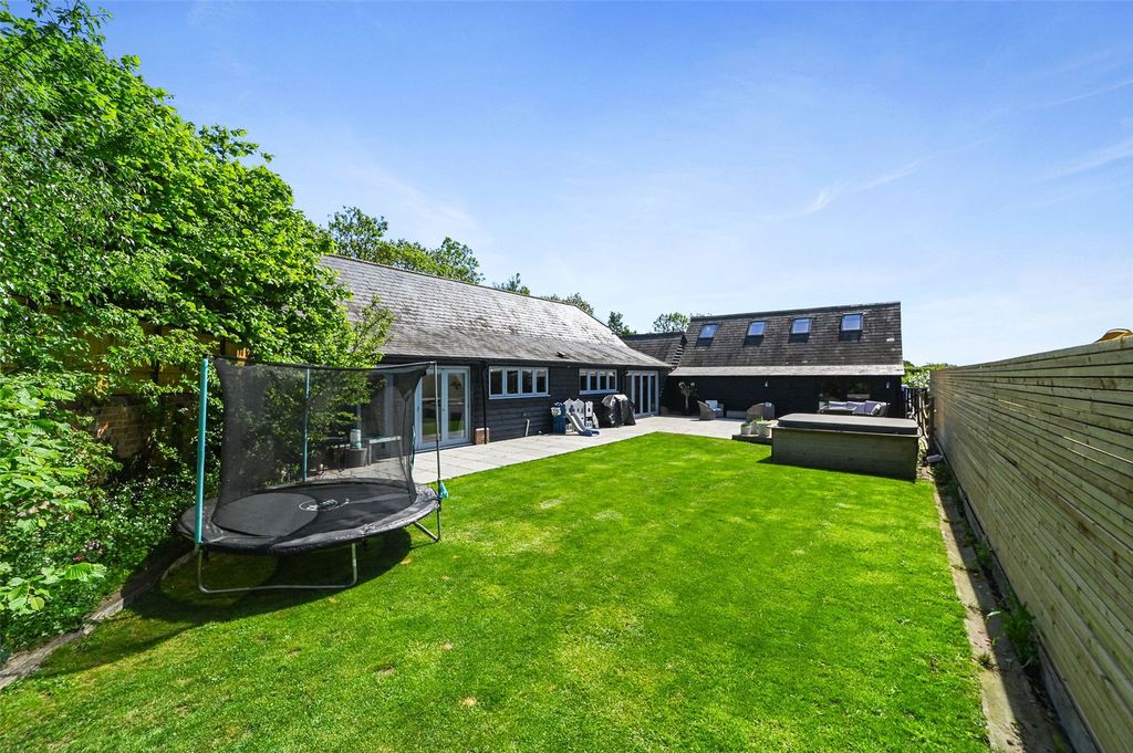 Property photo 1 of 16 Picture No. 01