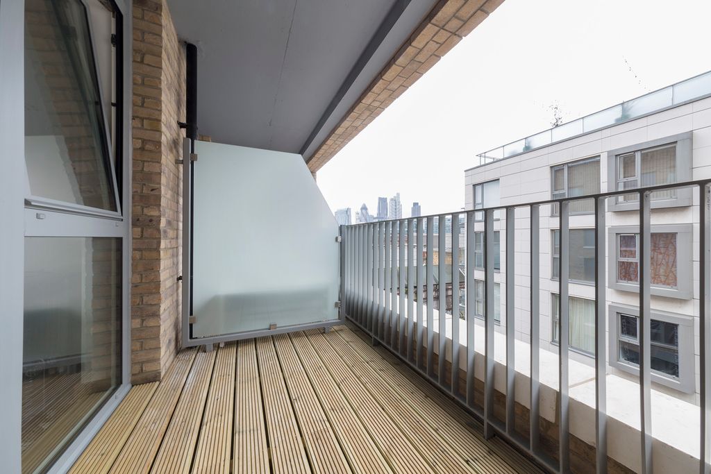 Property photo 3 of 10 Photo 9