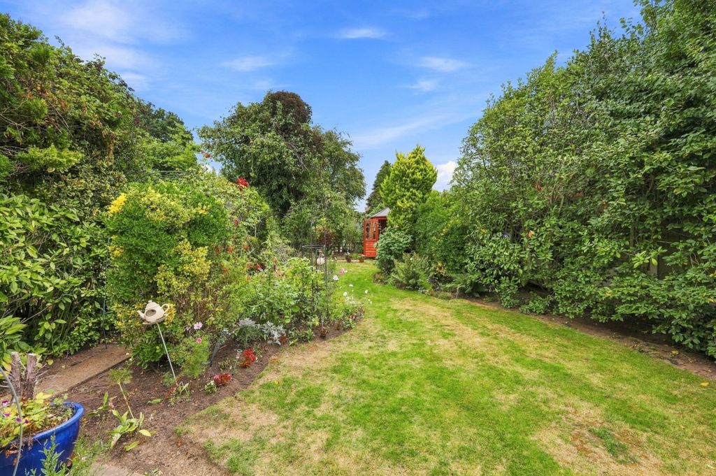 Property photo 2 of 19 Picture No. 26
