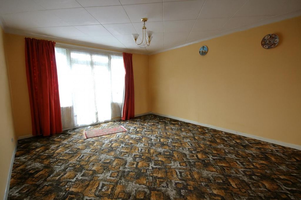 Property photo 3 of 7 Chatgpt Image Nov 25, 2025, 01_14_42 Pm.Png