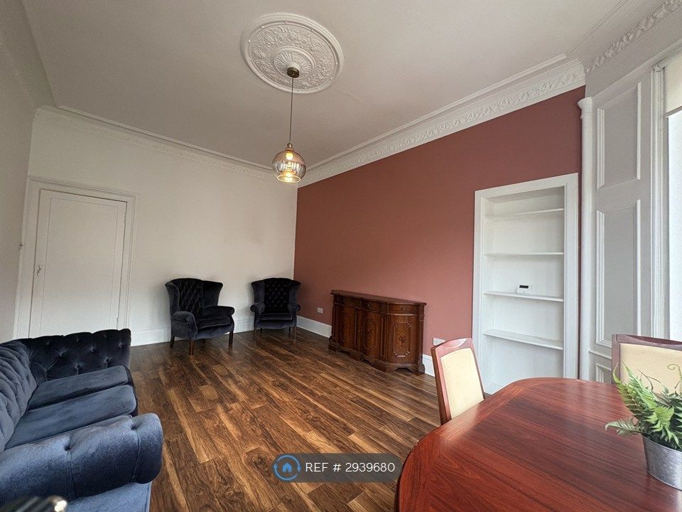 Property photo 2 of 14 Living Room