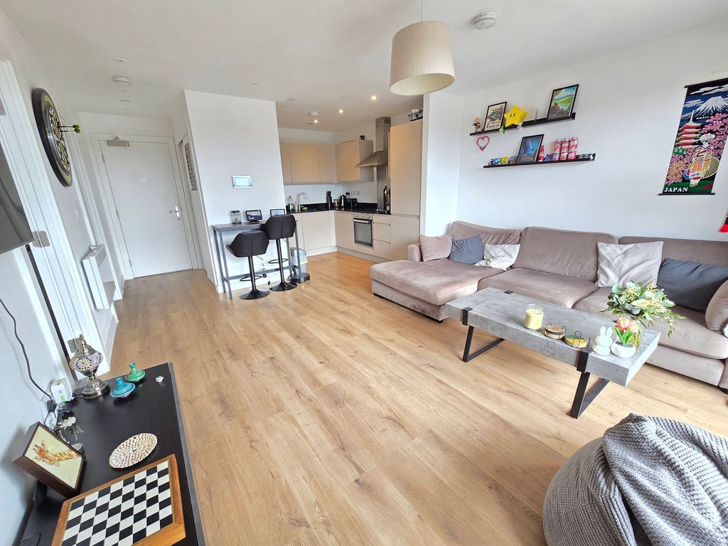 Property photo 2 of 12