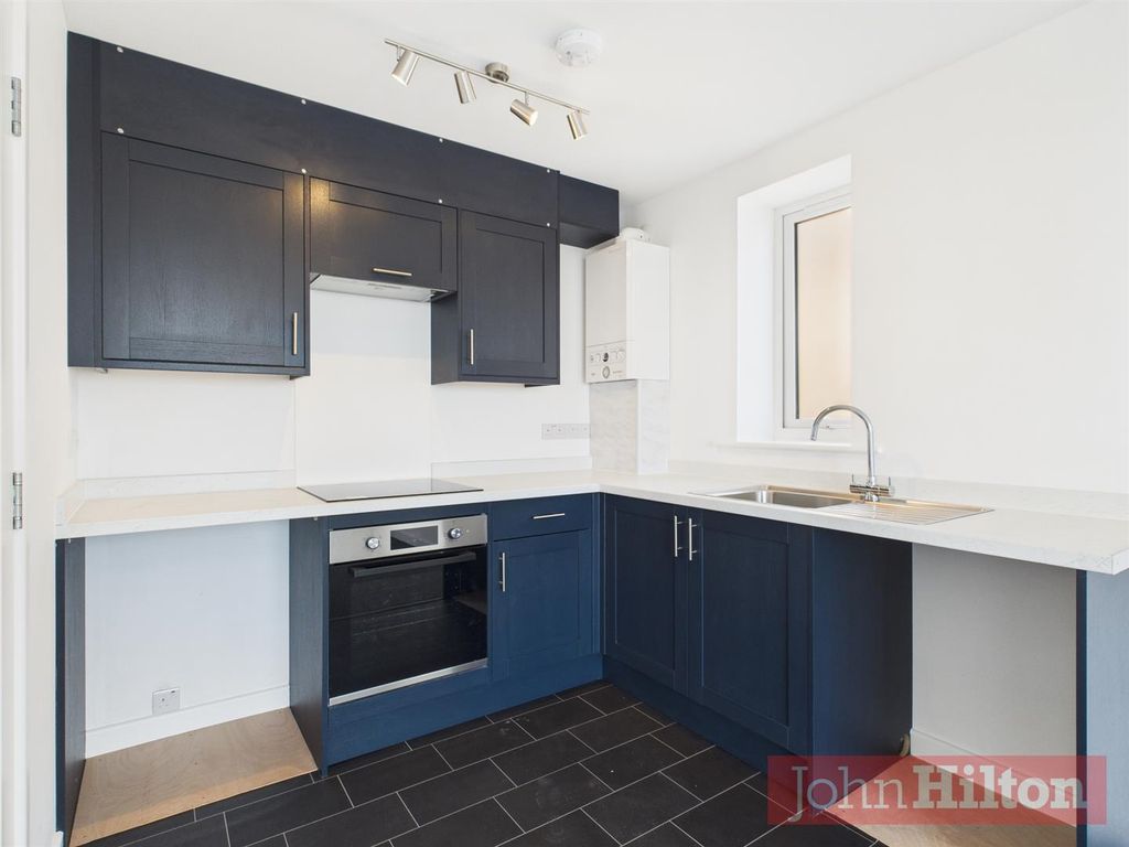Property photo 3 of 8 Cam02534G0-Pr0573-Still007.Jpg