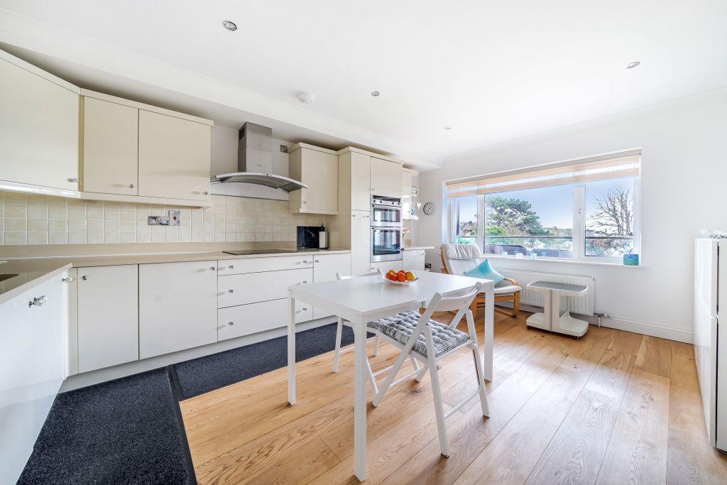 Additional image 5 of 2 bed flat for saleDouglas Avenue, Exmouth EX8