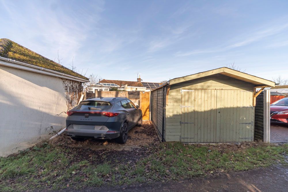 Property photo 2 of 16