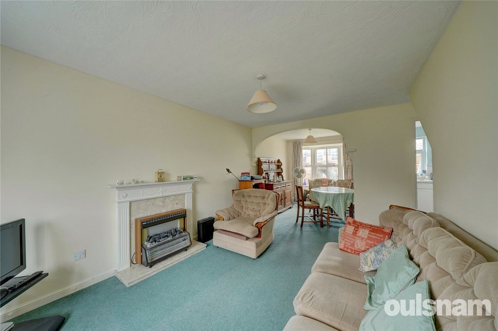 Property photo 2 of 16 Picture No. 02