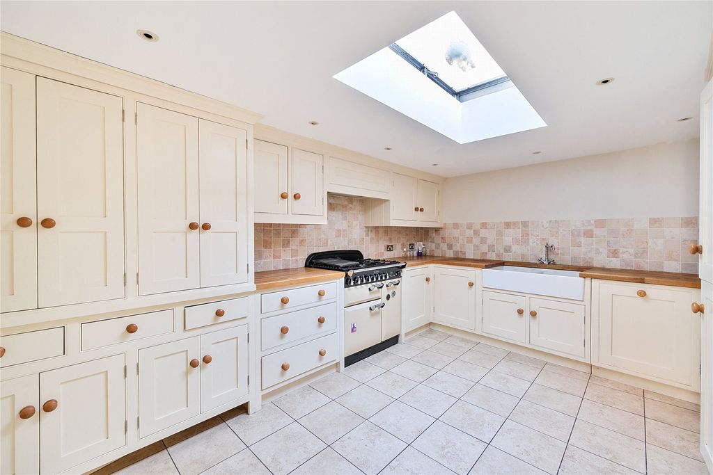 Property photo 3 of 19 Picture No. 21