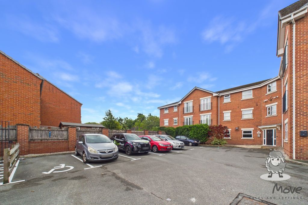 Property photo 2 of 6 Cam01866G0-Pr0561-Still019