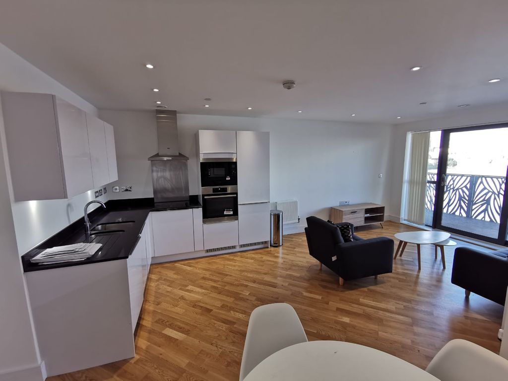 Property photo 3 of 16 Photo 4