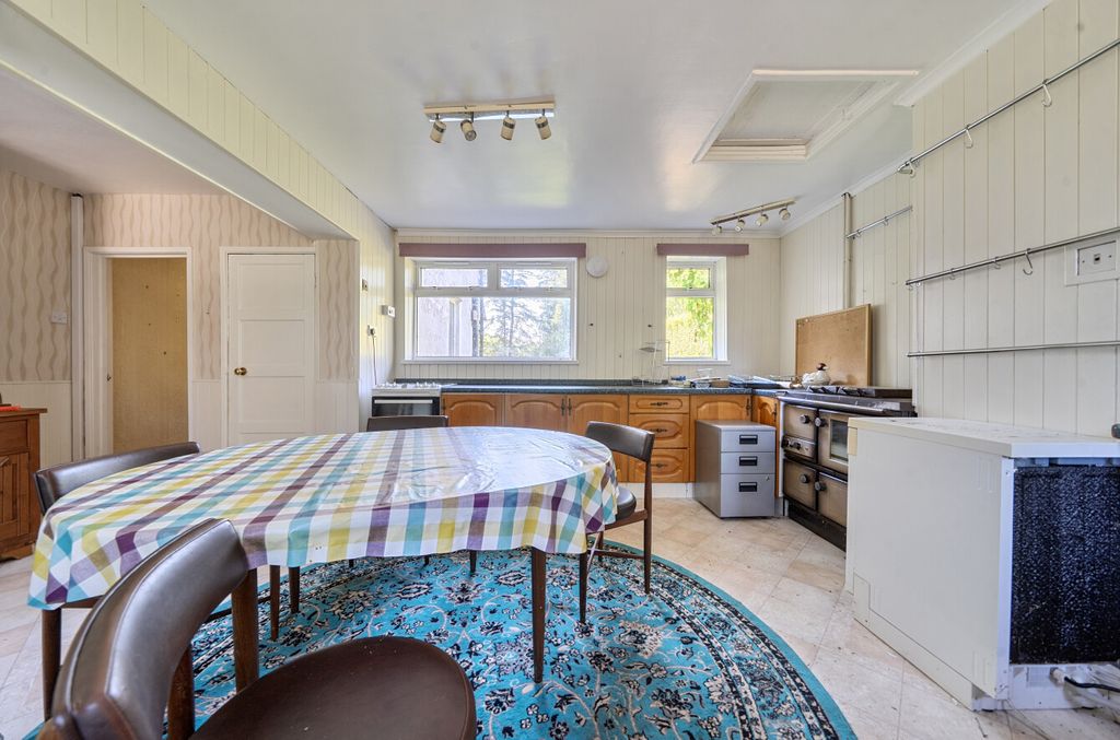 Property photo 3 of 20 1486146-8-6A4E770...