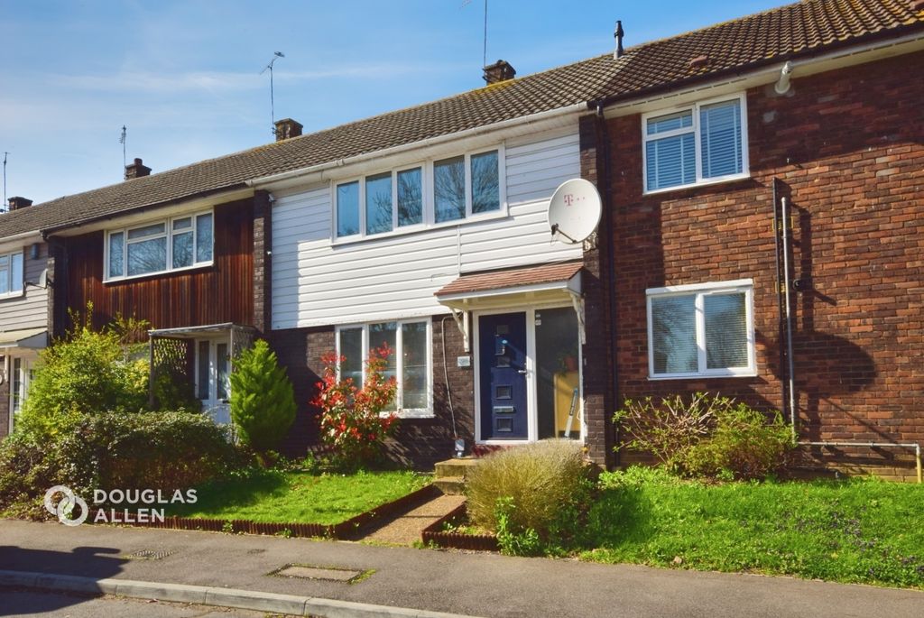 Property photo 1 of 8