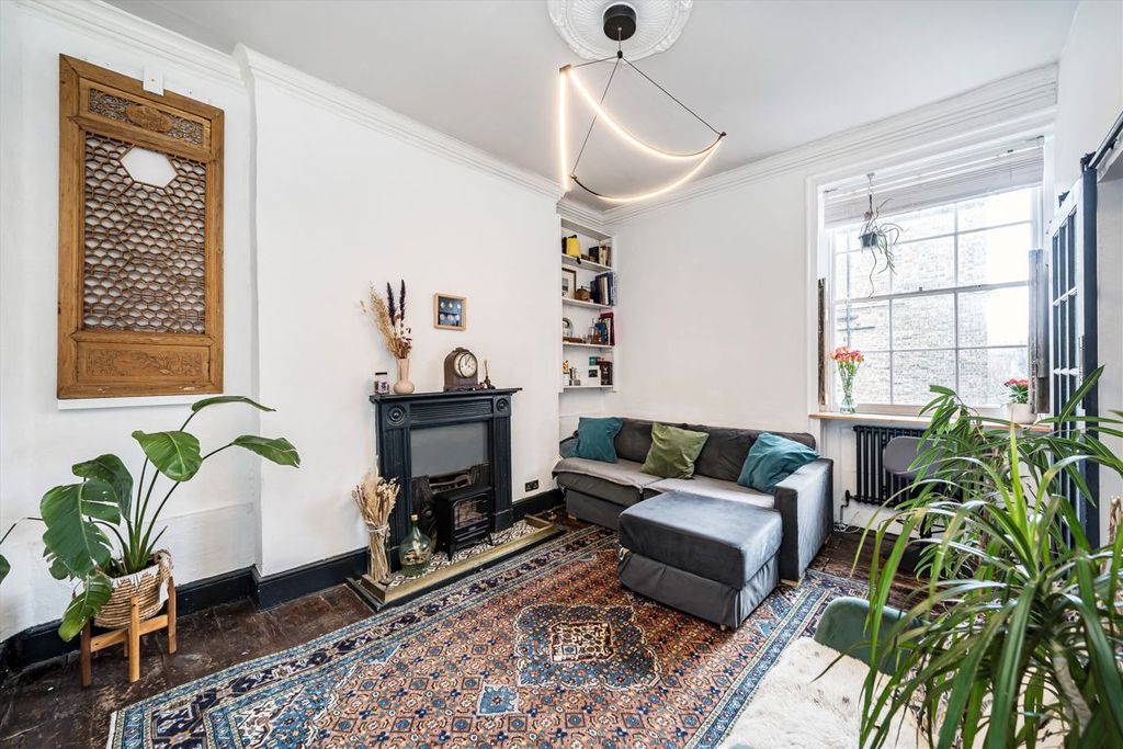 Property photo 2 of 7