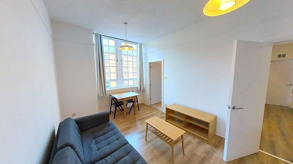 Property photo 3 of 9 Photo 3