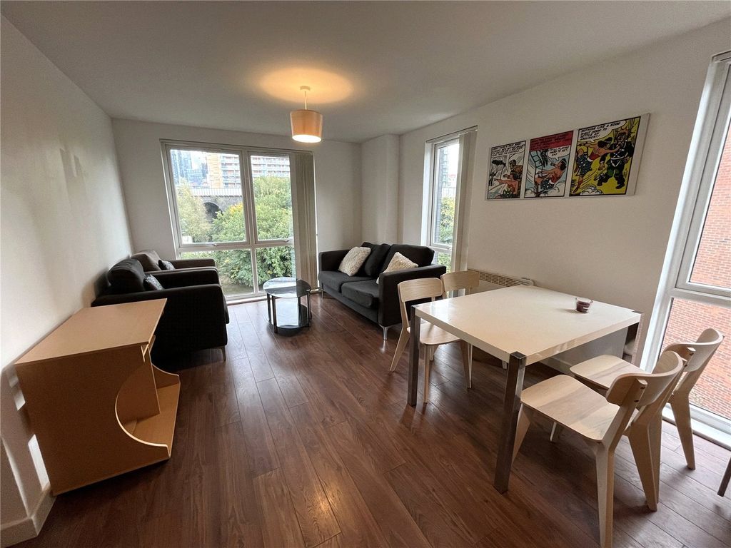 Property photo 3 of 13 Picture 3