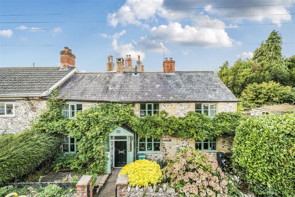 Property photo 1 of 21 1355925-1-68d417555Fc59-Arw.Jpg