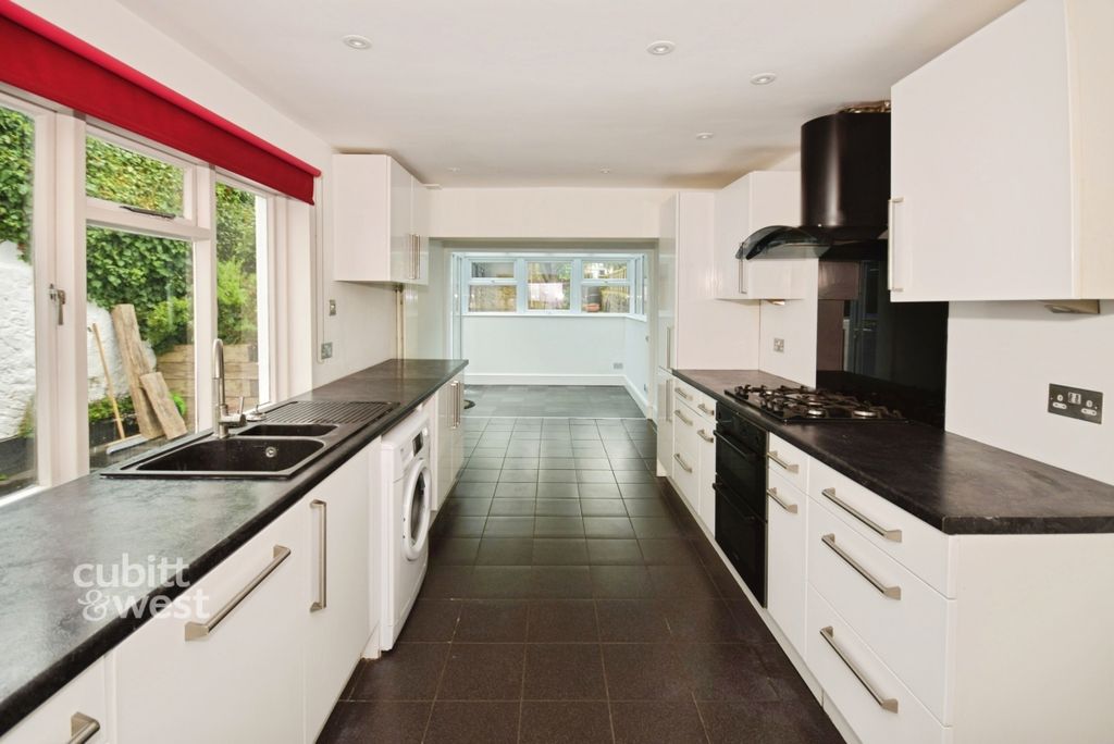 Property photo 2 of 15 9d6A9d52-Dsc_5584