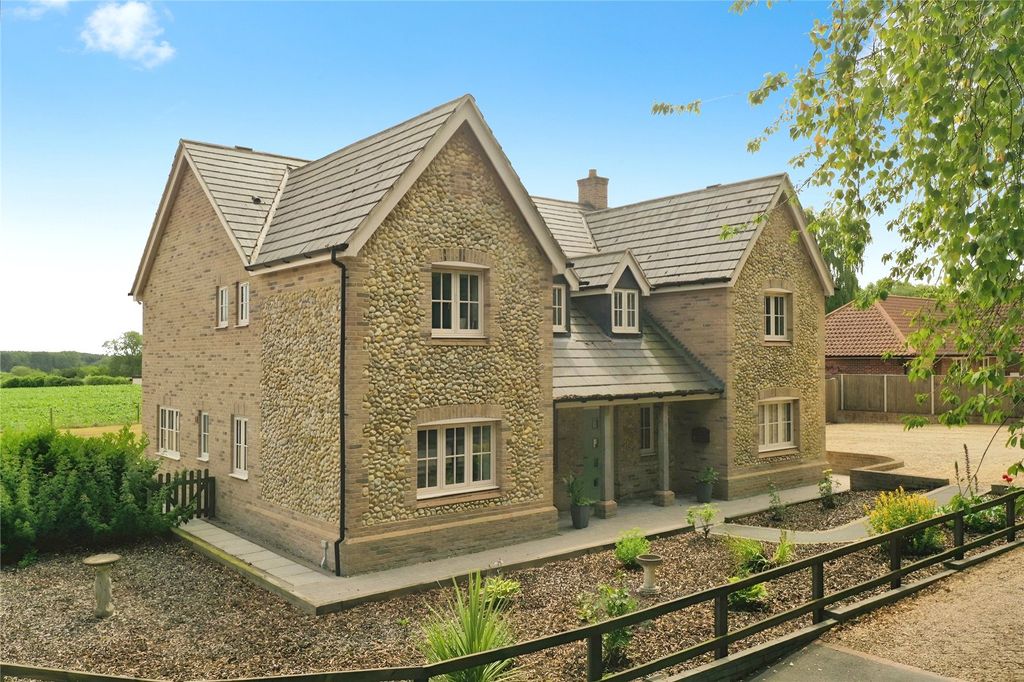 Property photo 2 of 38 Picture No. 54