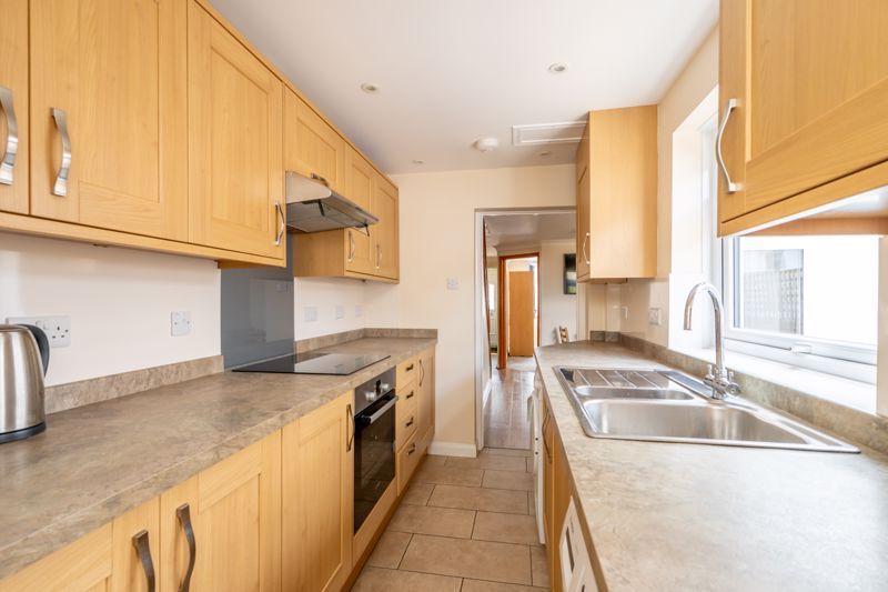 Property photo 3 of 18 Photo 6