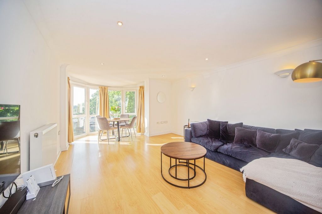 Property photo 3 of 16 Pbox-Img.Jpg