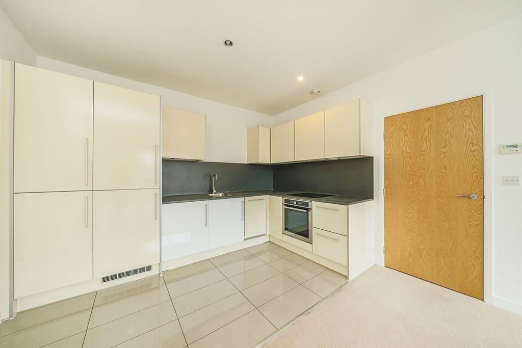 Property photo 3 of 5