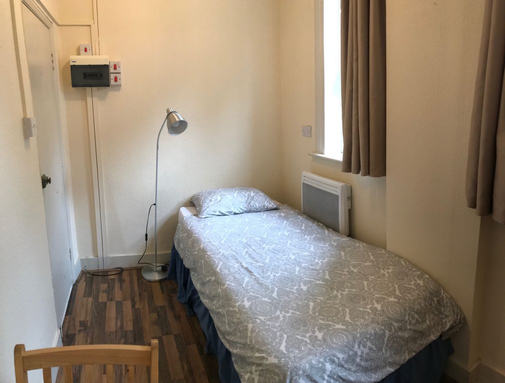 Property photo 2 of 3