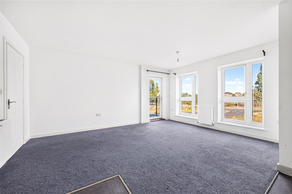 Property photo 2 of 16 16.Jpg