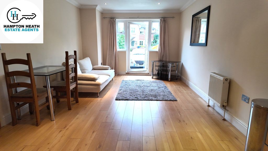 Property photo 3 of 12