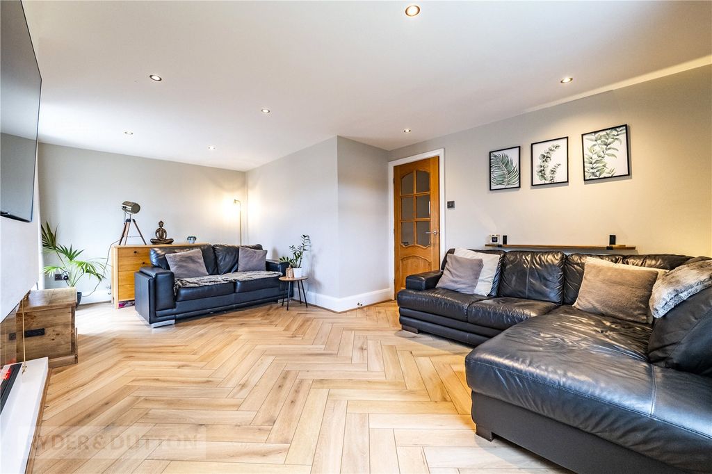 Property photo 3 of 29 Picture No. 16