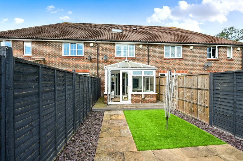 Property photo 3 of 14 Picture No. 15